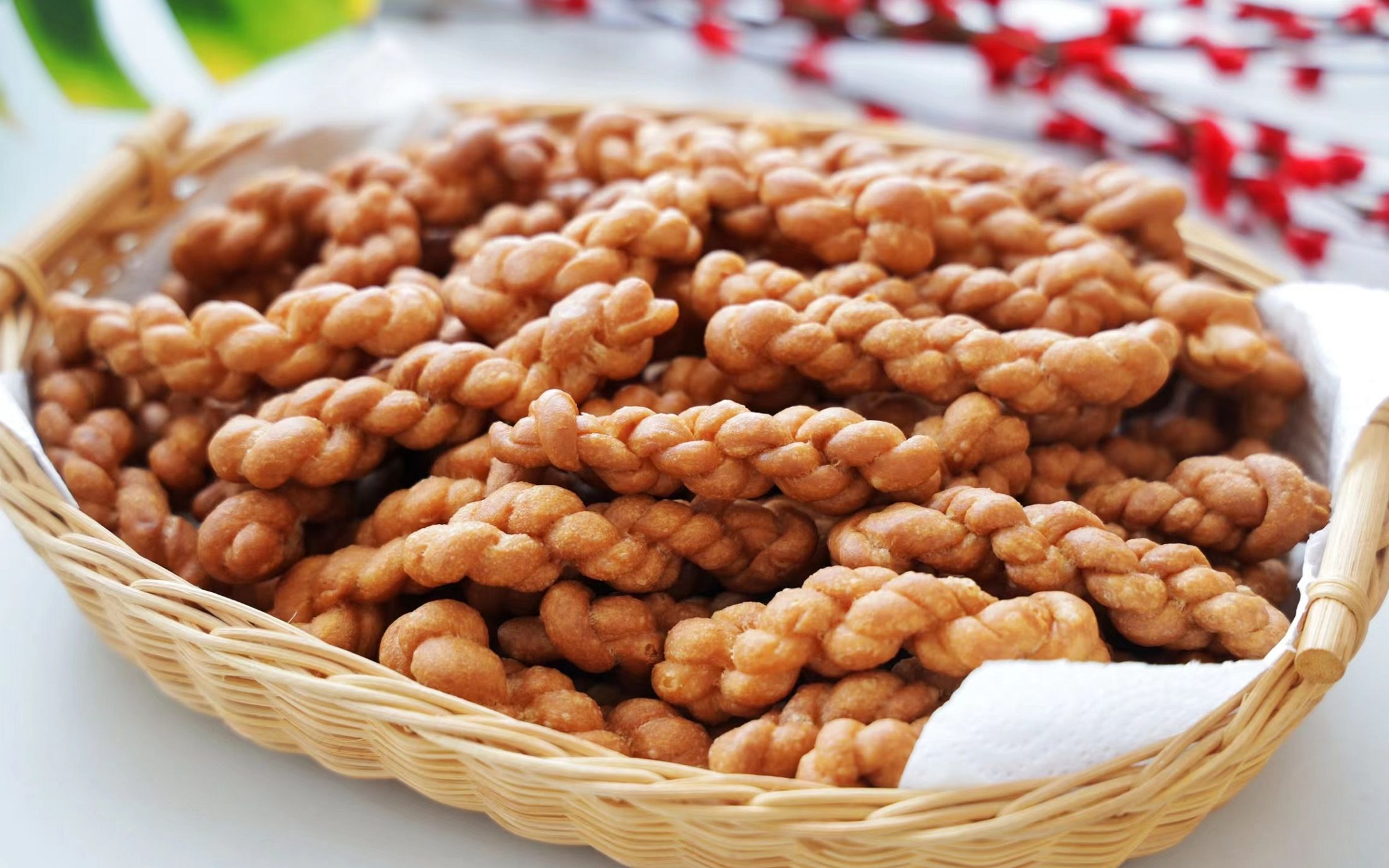 过年,如何炸出酥脆不甜腻的小麻花?