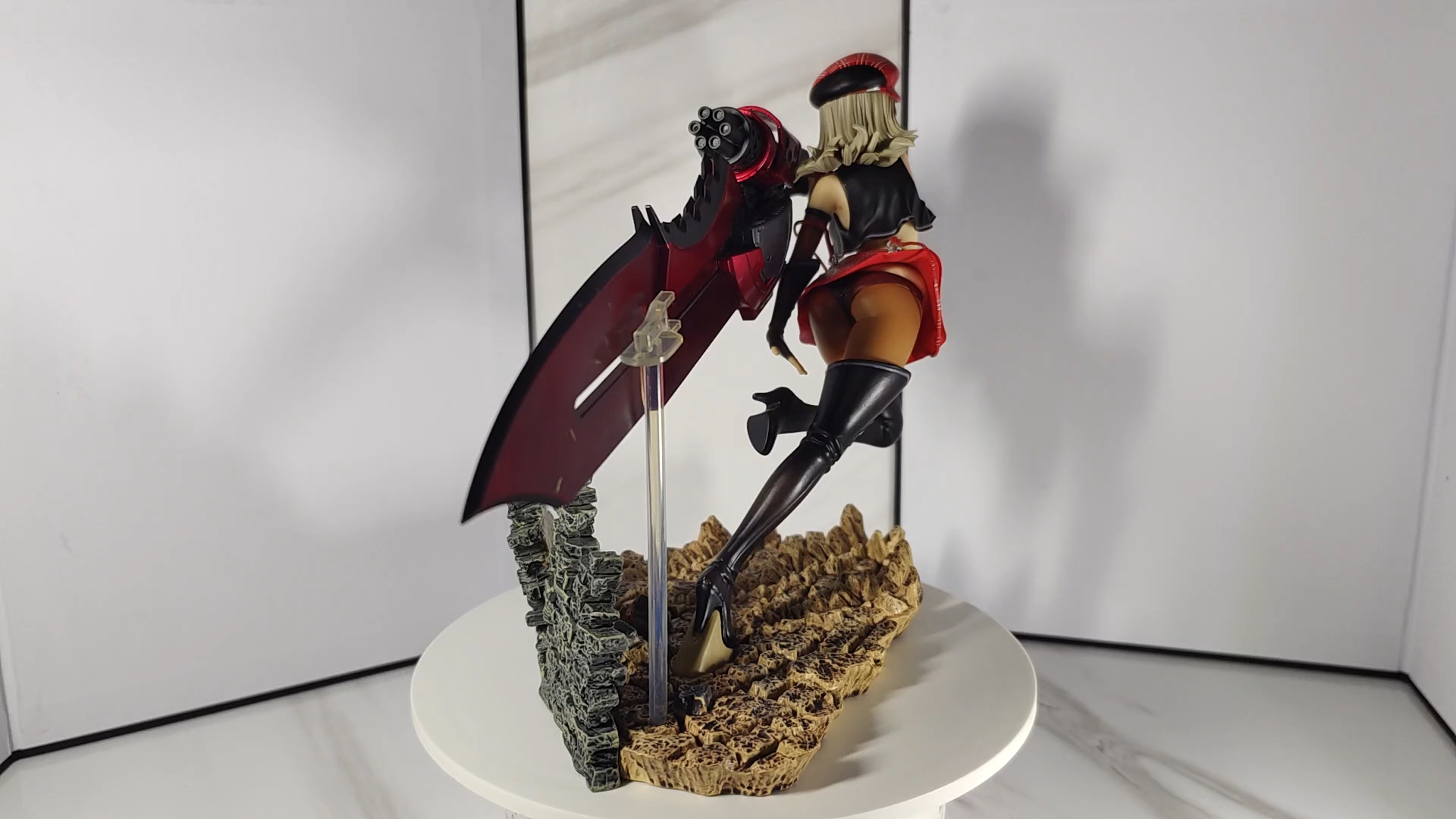 远古老物噬神者爱丽莎手办