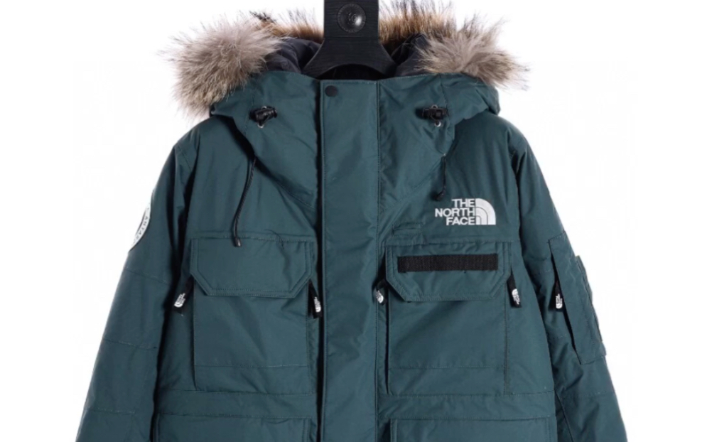 说一下高仿the north face/北面 tnf日版限定极地联名多口袋工装毛领