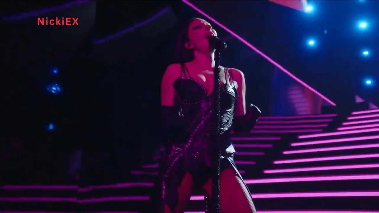 Lady Gaga - How Bad Do You Want Me(Youtube 二十周年表彰大会现场版）