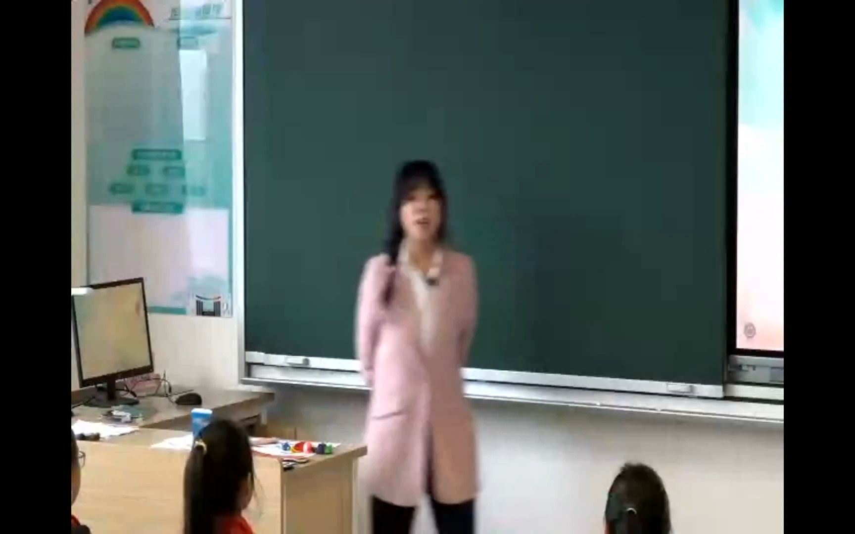 [图]【有完整视频】2.小学道德与法治三年级下册《生活处处有规则》课例展示教学视频（2023年小学道德与法治“学科联研”主题研讨活动）(000000-1664000)