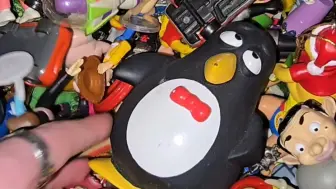 这么丑的企鹅玩具