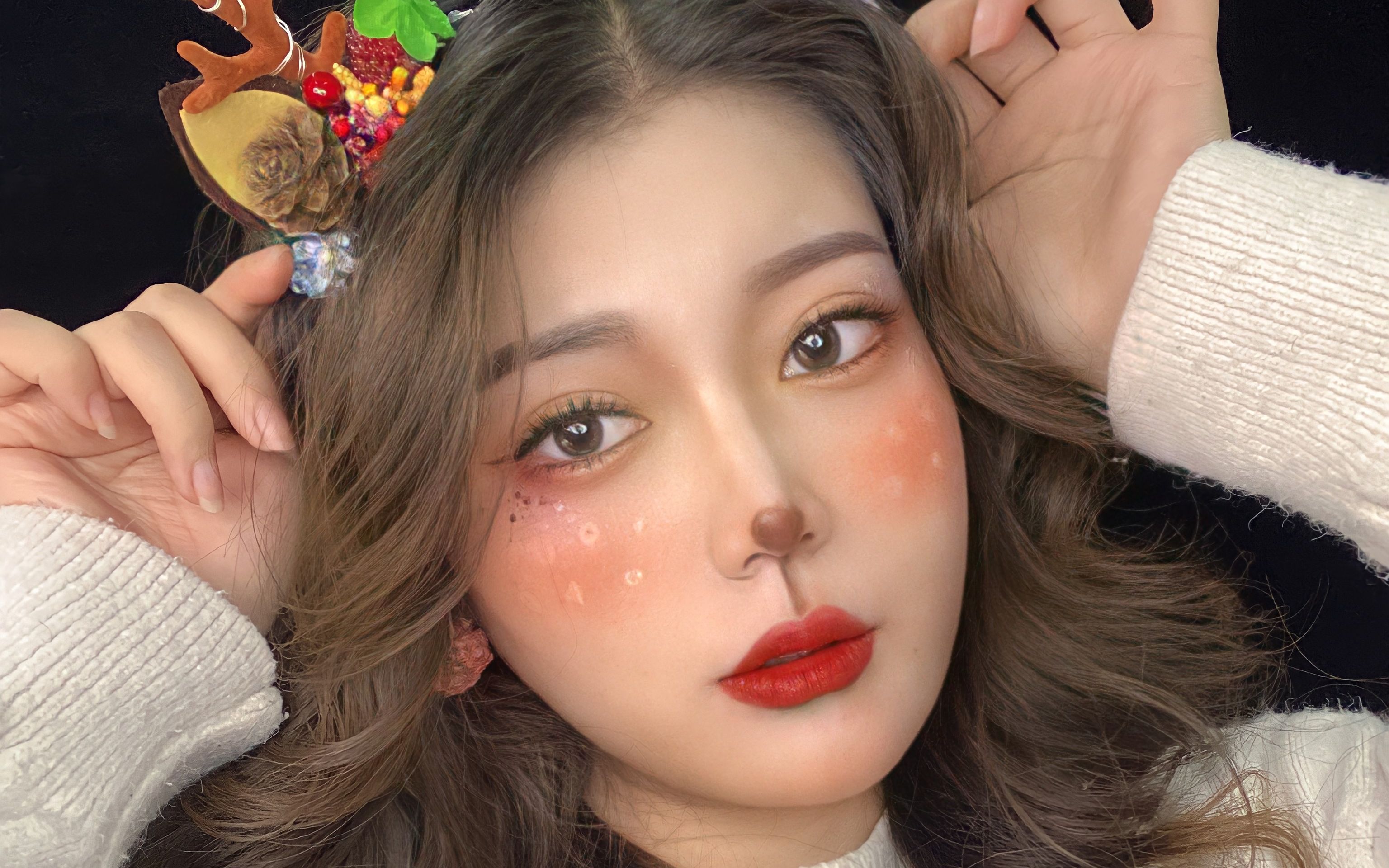 nico主播小姐姐教你圣诞麋鹿妆简单易上手