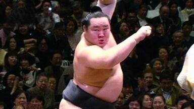 2017年12月31日大相扑平成大横纲朝青龙接受八位搏击高手1000w日元挑战_