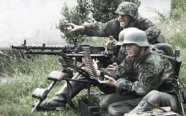 【二战真实镜头】战地记者镜头下的mg42与mg34