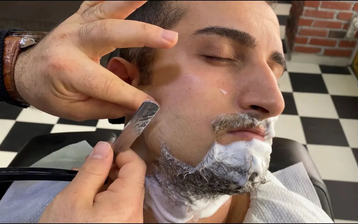 【numan】土耳其理发店 舒爽的刮脸,洗头和头部按摩_哔哩哔哩_bili