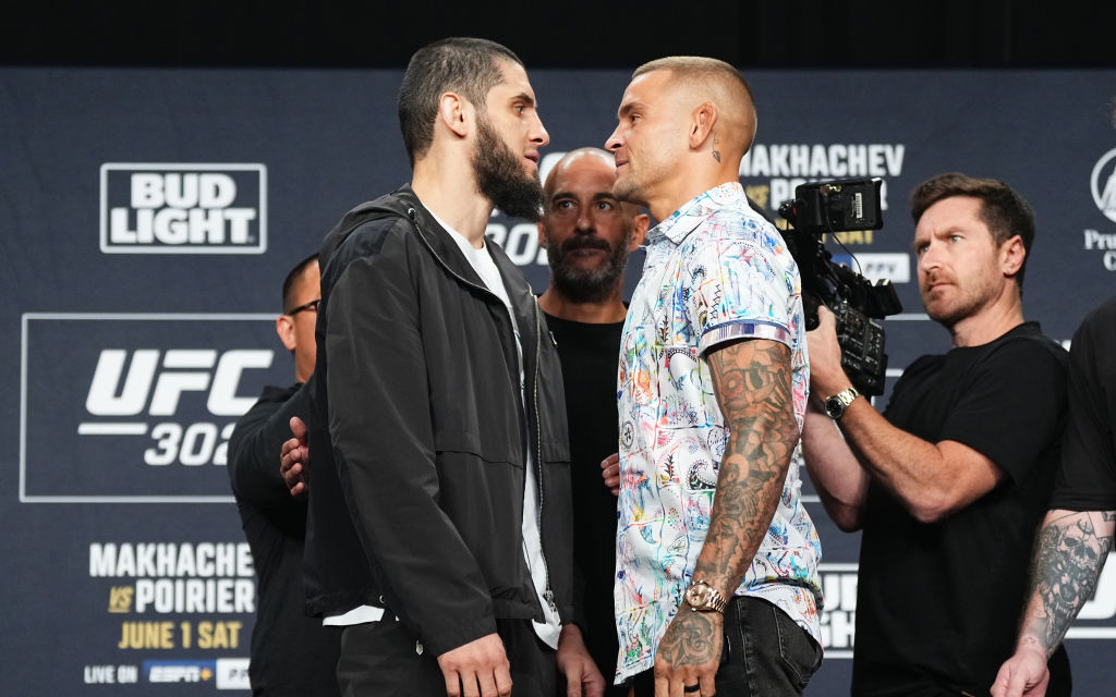 【ufc302 | 赛前发布会】白大拿这次没来,由阿尼克主持对视