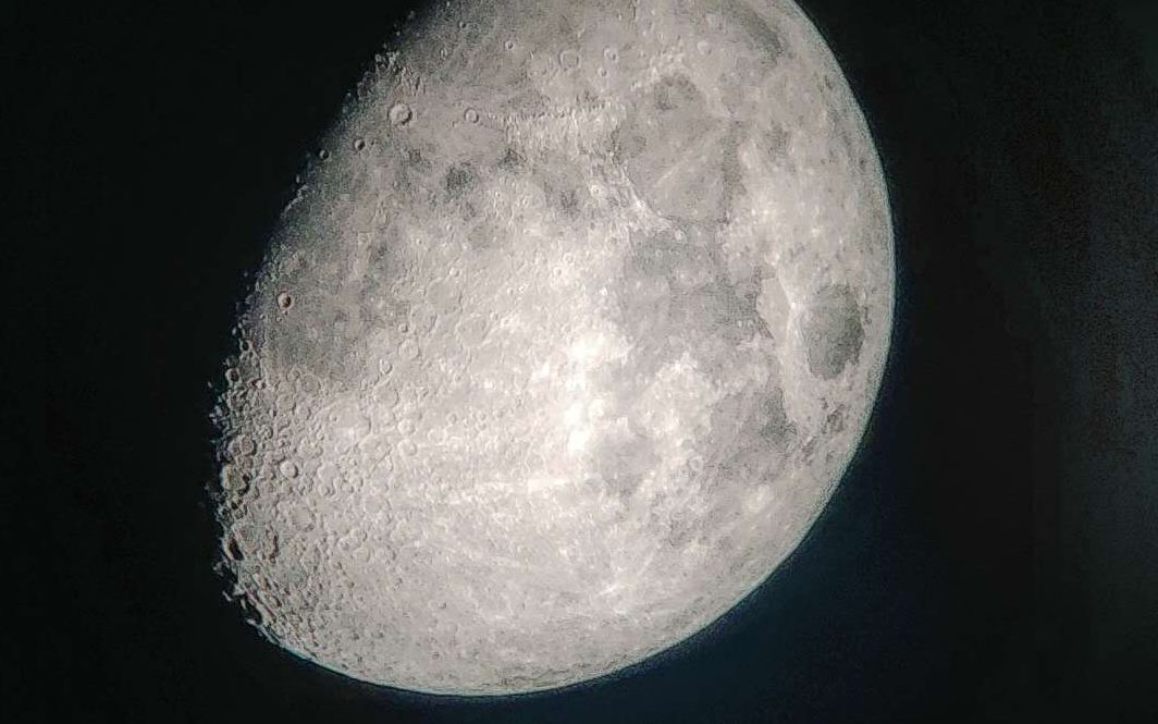 天文望远镜观测月球_哔哩哔哩 (゜-゜)つロ 干杯~-bilibili