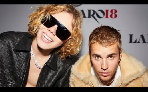 justin bieber 比伯帮好友the kid larois庆祝18岁生日 (8/16/2021)