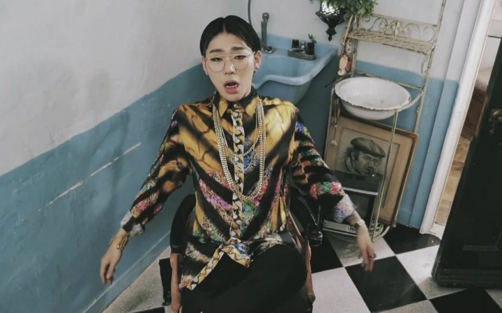 大家都刷新专辑的时候我就是要发初solo】zico-tough cookie【1080p】