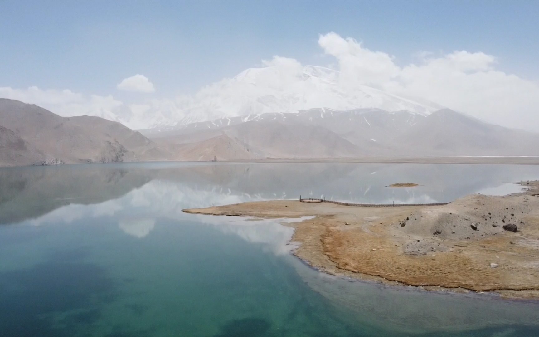 葱岭圣湖看葱岭