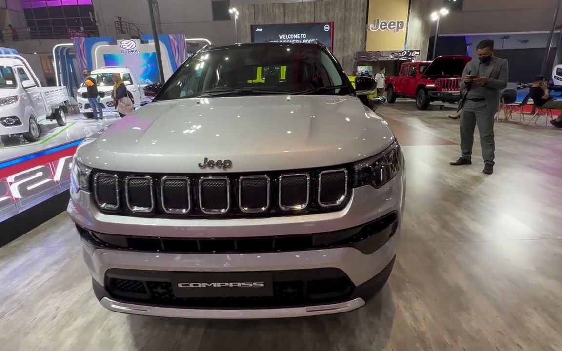 新车鉴赏|2023款jeep指南者limited,外观与内饰展示