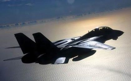 [图]F-14 碧血长空剪辑 直观了解航空母舰作业