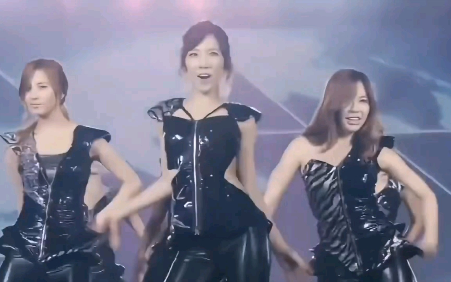 少女时代《mr taxi,gee》