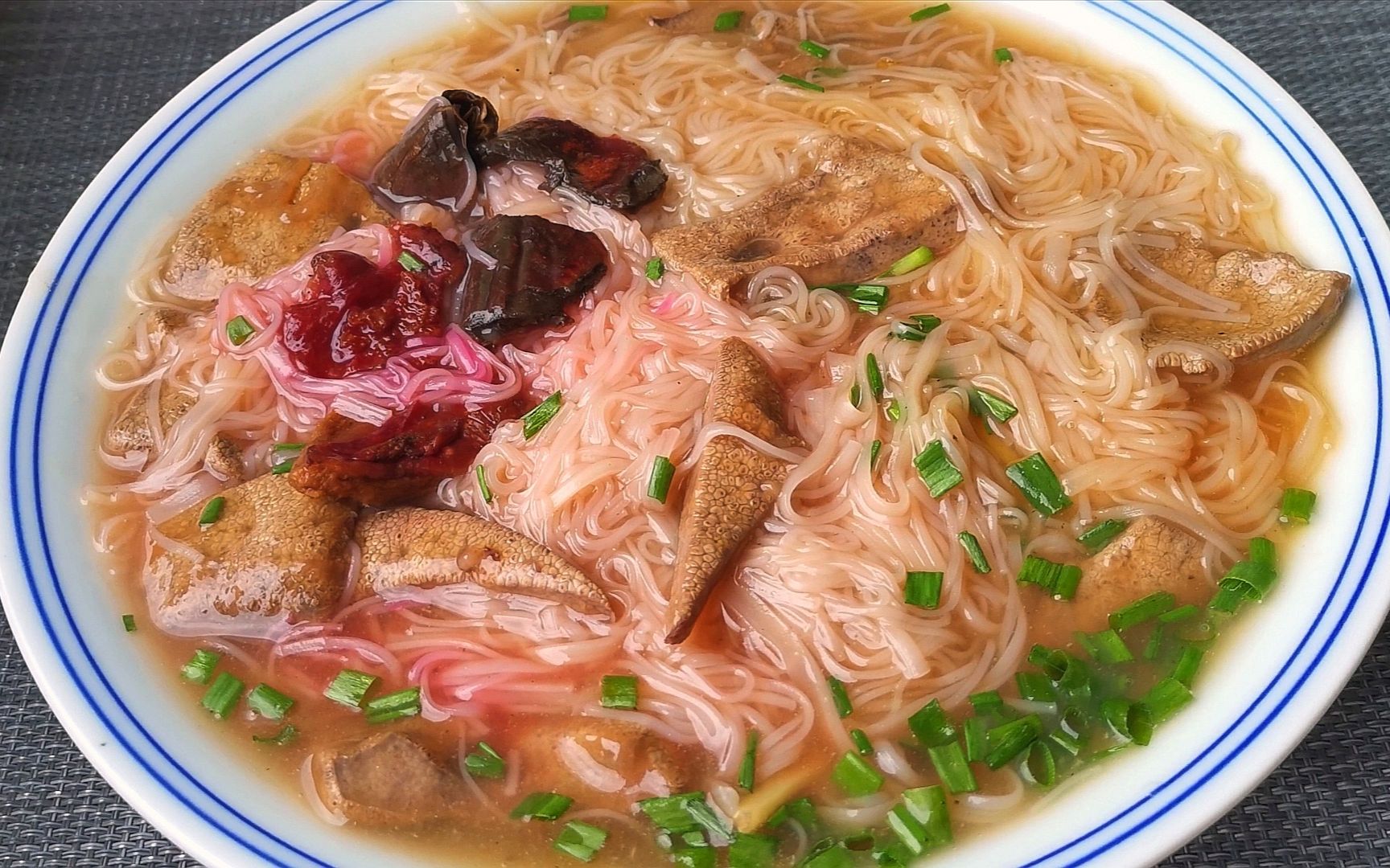 活动  红菇猪肝线面,福建媳妇的月子餐,营养美味,我家隔三差五就吃