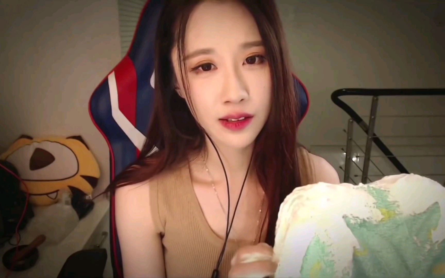 【轩子老师】抓头洗头,挠耳朵