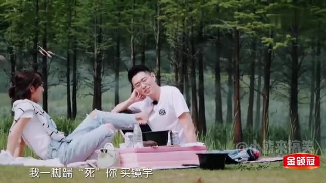 [图]盘点张嘉倪买超有多恩爱，爱不爱都在细节里，昔日画面令人唏嘘！