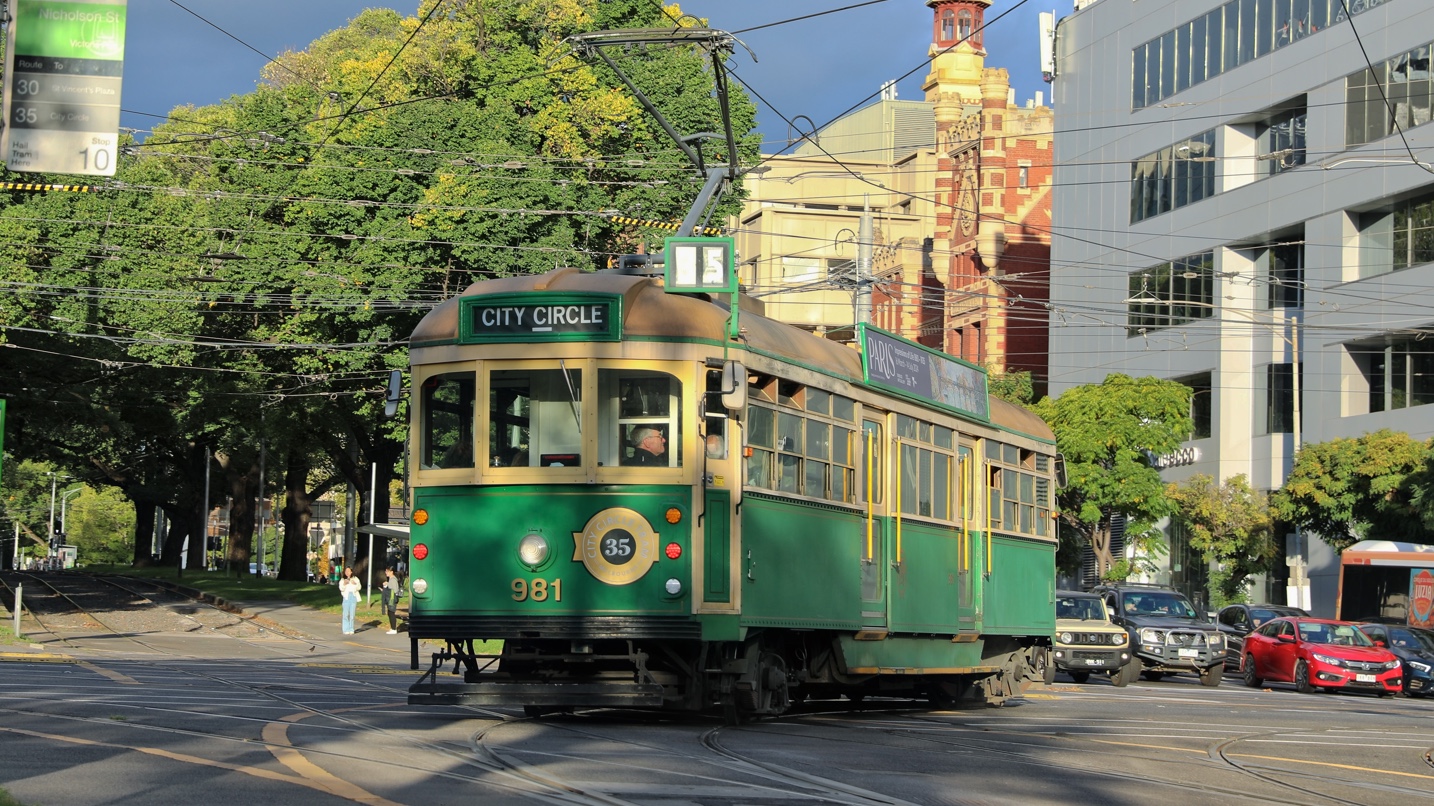 墨尔本w级有轨电车981号 服役于35路环线 车内乘坐体验(结尾有彩蛋)