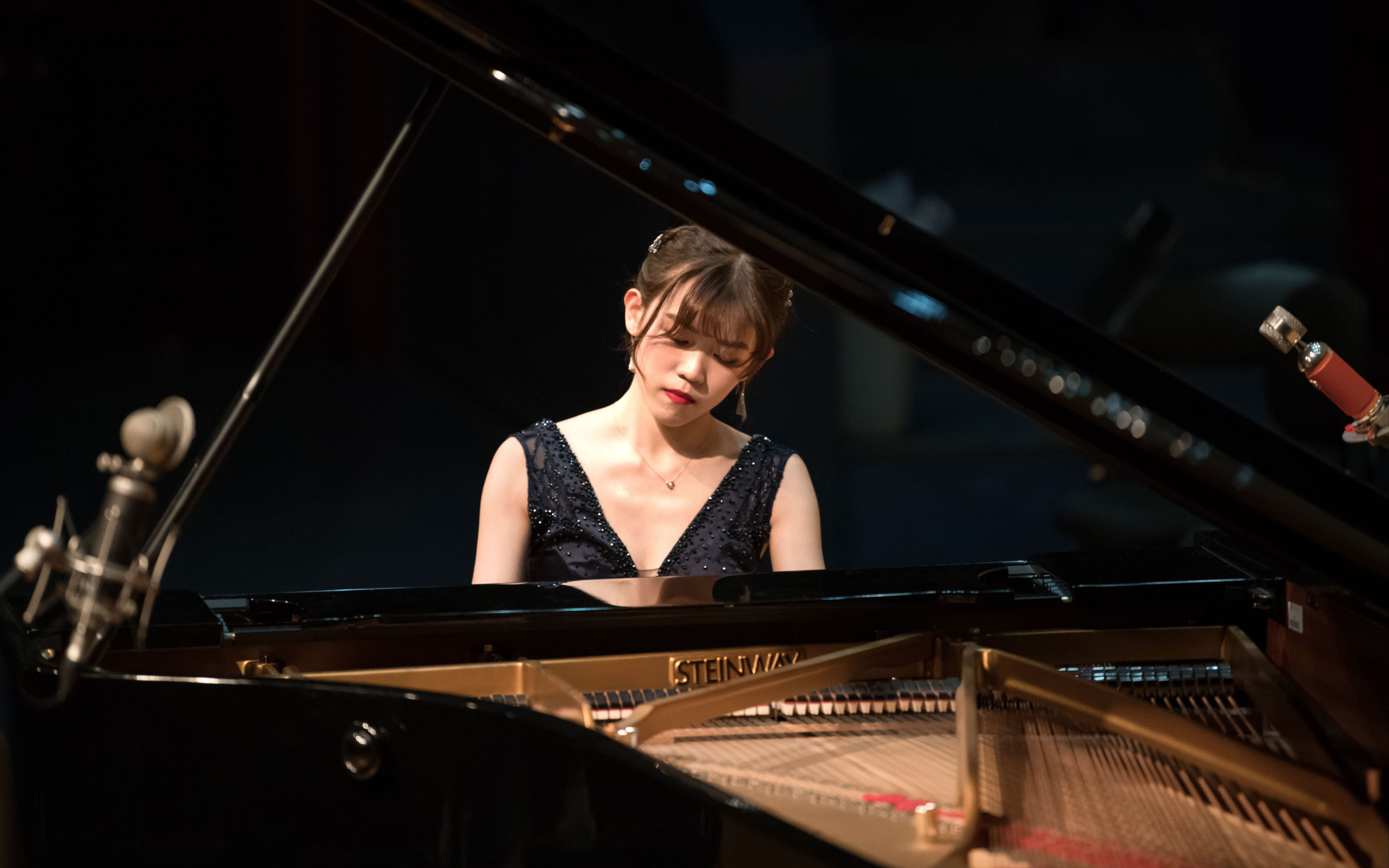 2019 中央音乐学院 演奏厅 张紫韵 钢琴室内乐音乐会_哔哩哔哩 (゜-゜