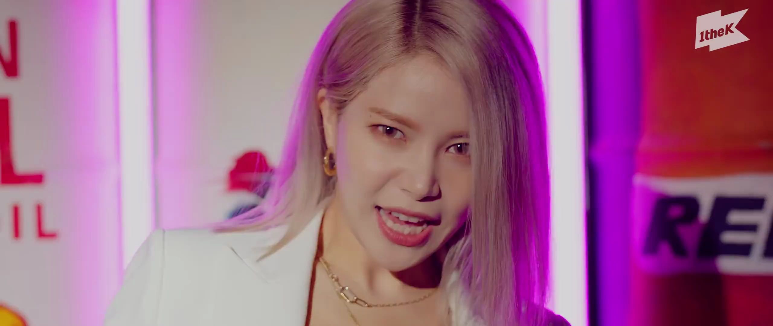 mamamoo 队长 solar spit it out 舞蹈 西装 撩生撩死金容仙 不看后悔