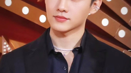 陈瑞书,西装太帅