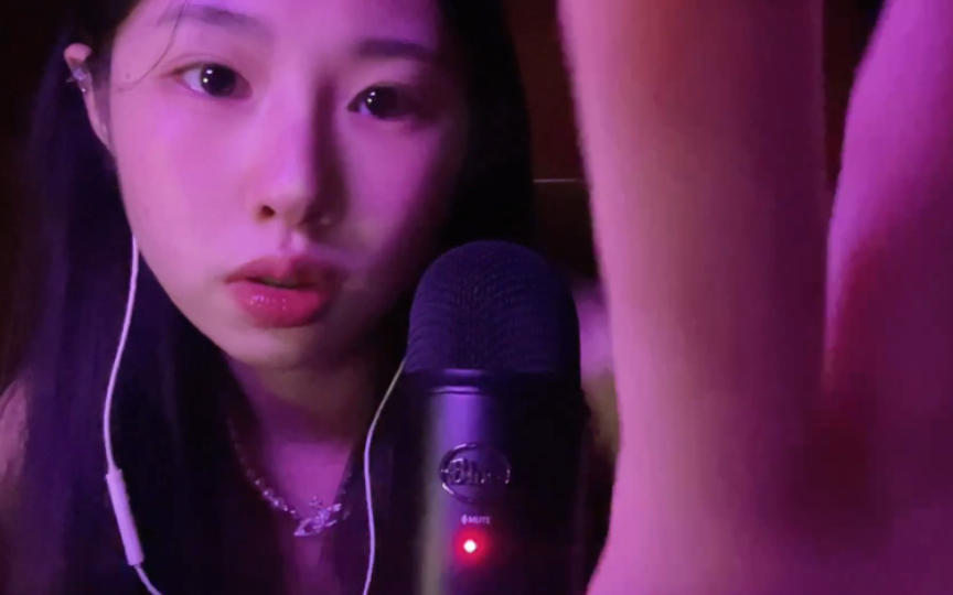 ASMR｜口腔音 亲吻音 跳跳糖 舌钉 水瓶 衣服触发音｜深夜福利-我要睡觉觉啦zzz-我要睡觉觉啦zzz-哔哩哔哩视频