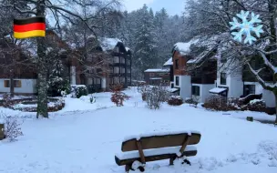 Descargar video: 【超清】冬季下雪漫步游德国布劳恩拉格(Braunlage)｜哈茨的一个美丽的小镇 拍摄日期：2022.12