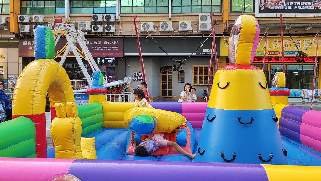 户外活动#儿童欢乐多#花都区百花广场