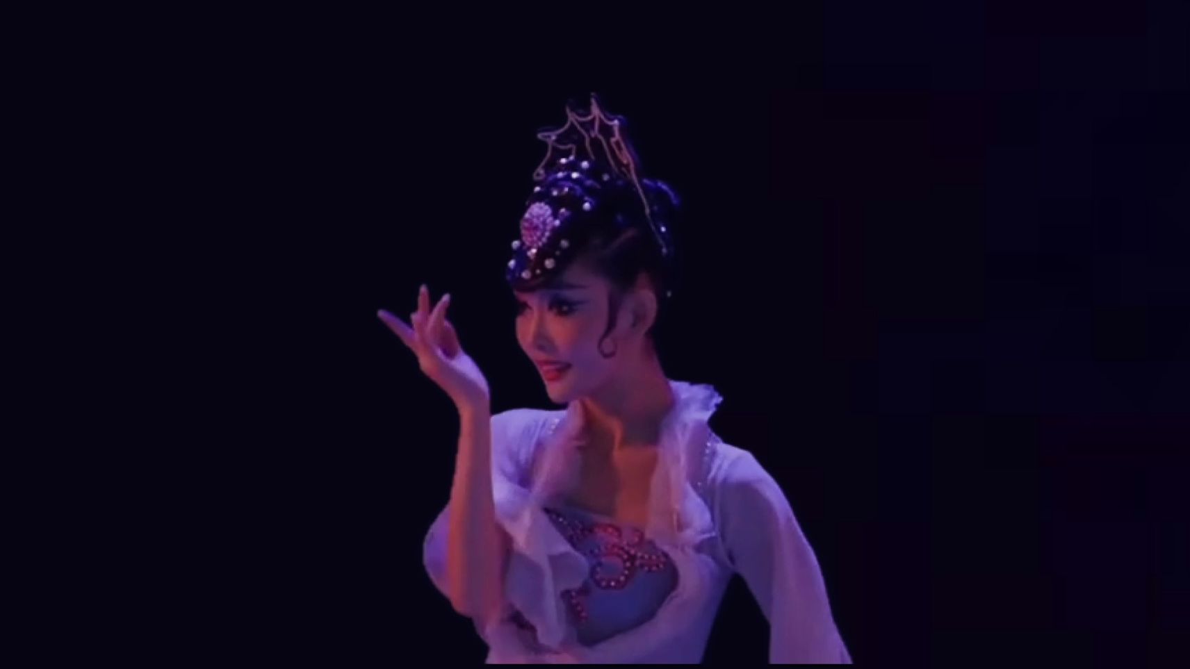 周依然古典舞《点绛唇》