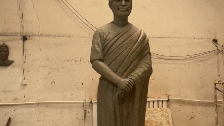 泥塑模型铸铜紫铜定制户外摆放名人肖像公园摆放园林景观人物雕塑玻璃