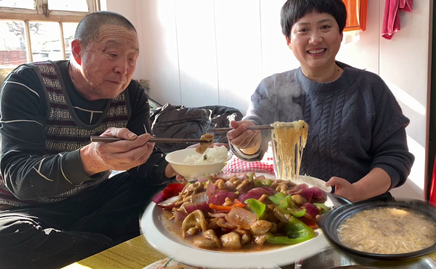 家庭版熘肥肠,香而不腻,好吃入味,特别下饭,爷三吃美了哔哩哔哩bilibili