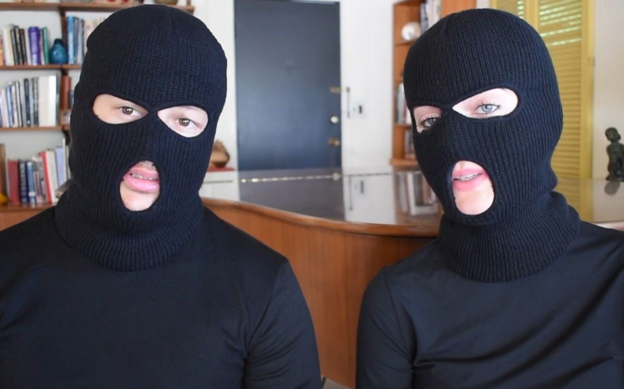 一本正经搞笑「2020小偷有话说」