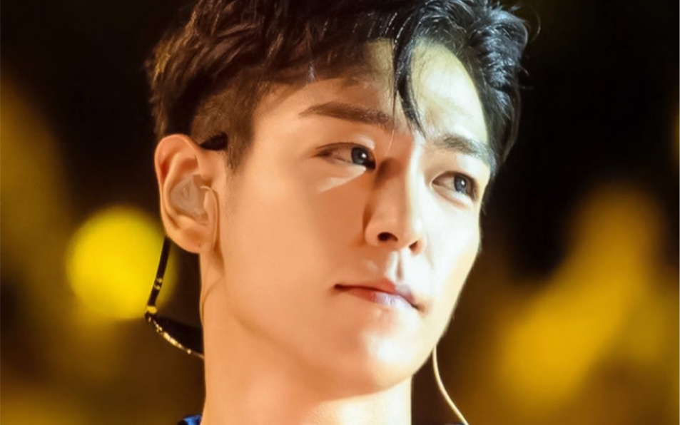 眉宇间皆是温柔 表白我最爱的崔胜铉