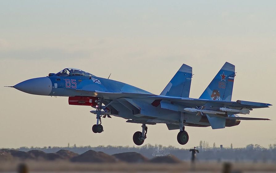 【小号手模型】1/72 苏霍伊-苏-33"海侧卫"舰载战斗机制作(完整版)