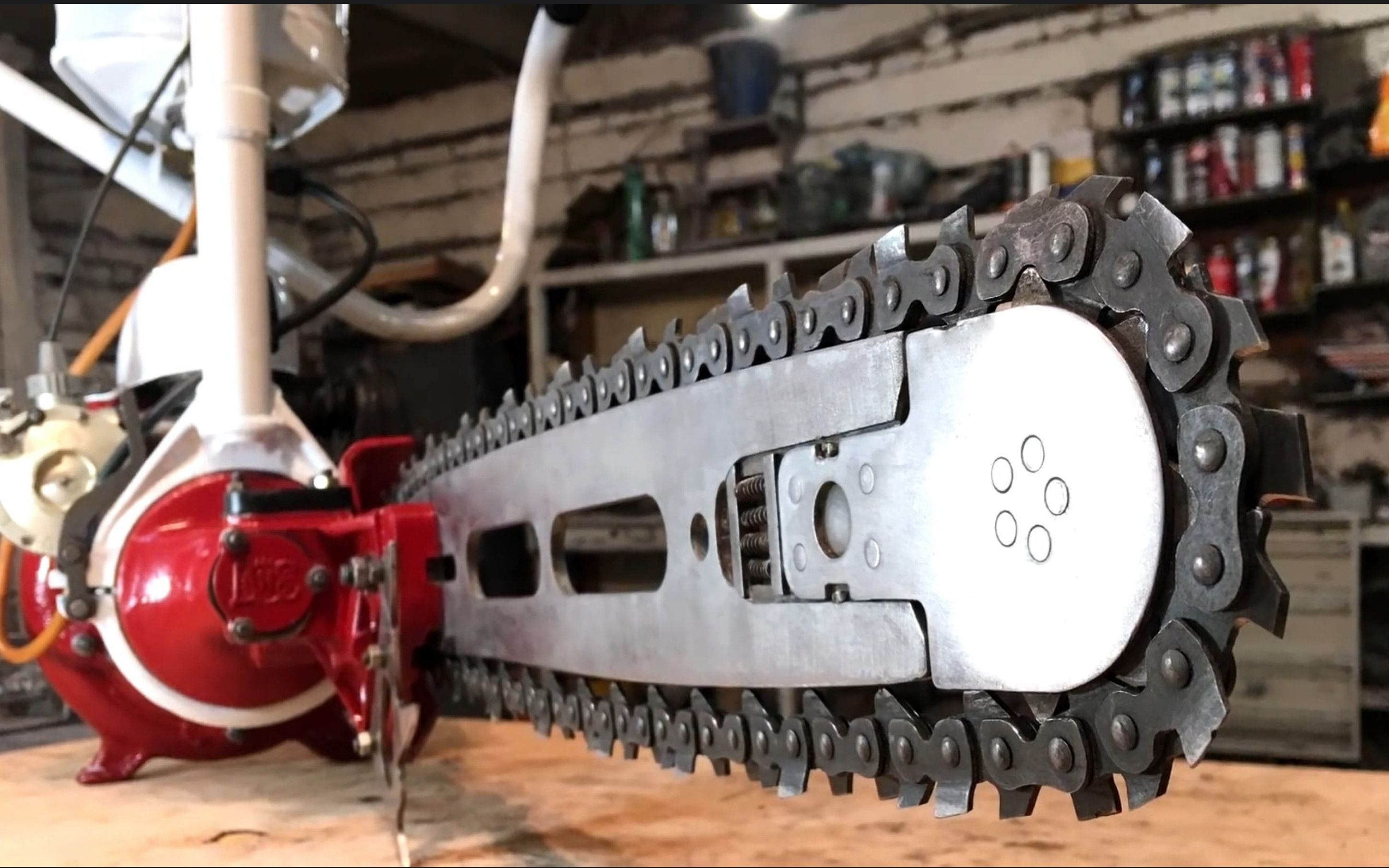 俄罗斯老油锯修复