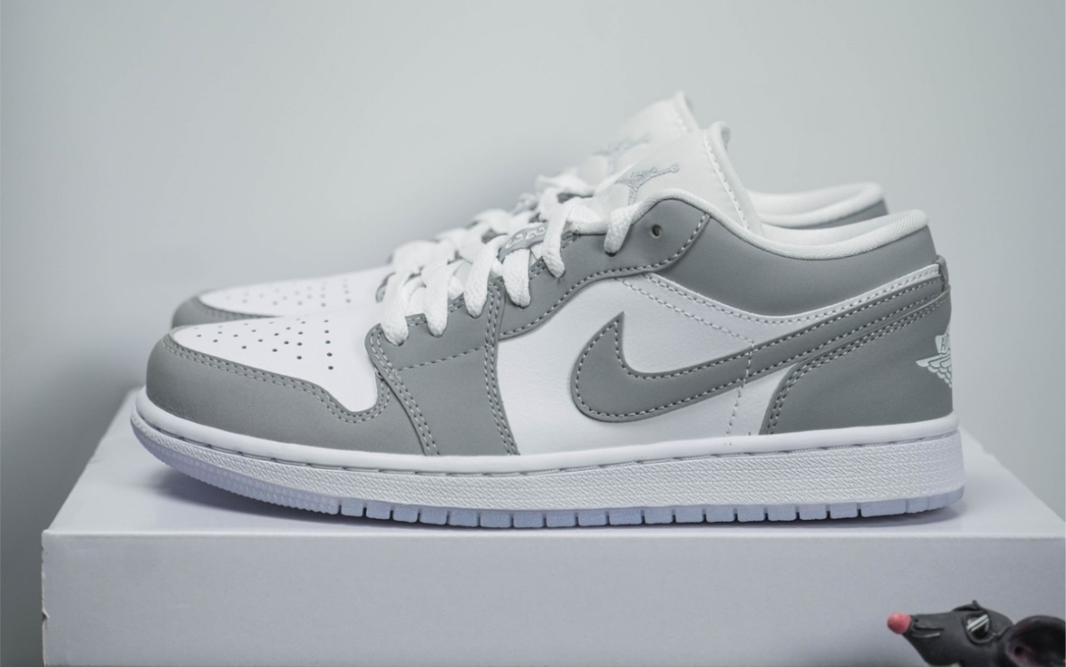 1 low "wolf grey" 小dior 耐磨低帮 复古篮球鞋 男女女款 灰白