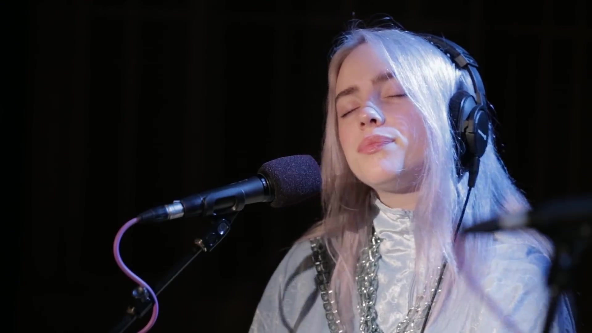 billie eilish - bellyache (live on triple j)_哔哩哔哩_bilibili