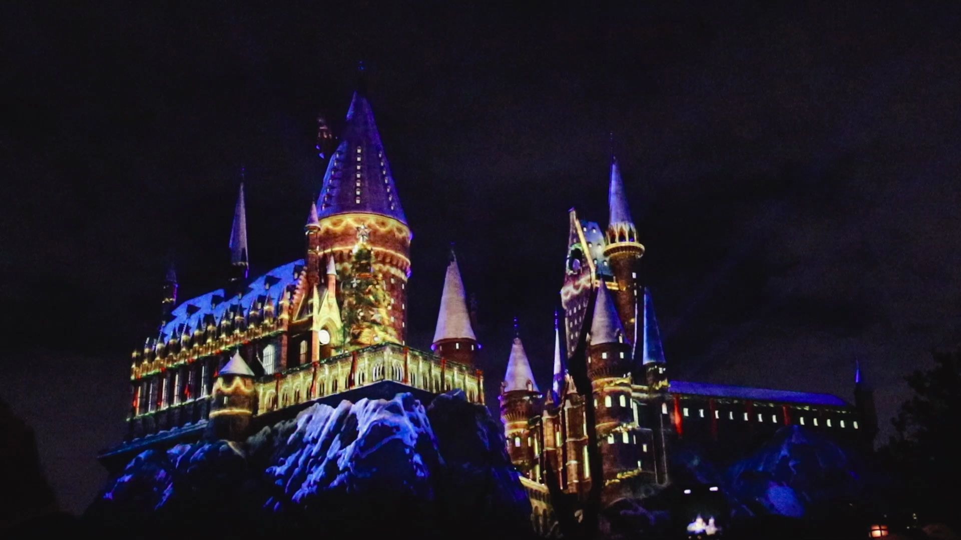日本环球影城-哈利波特霍格沃茨城堡灯光秀