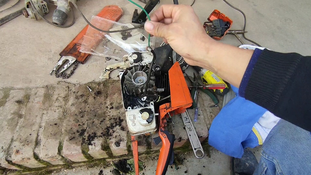 汽油锯维修
