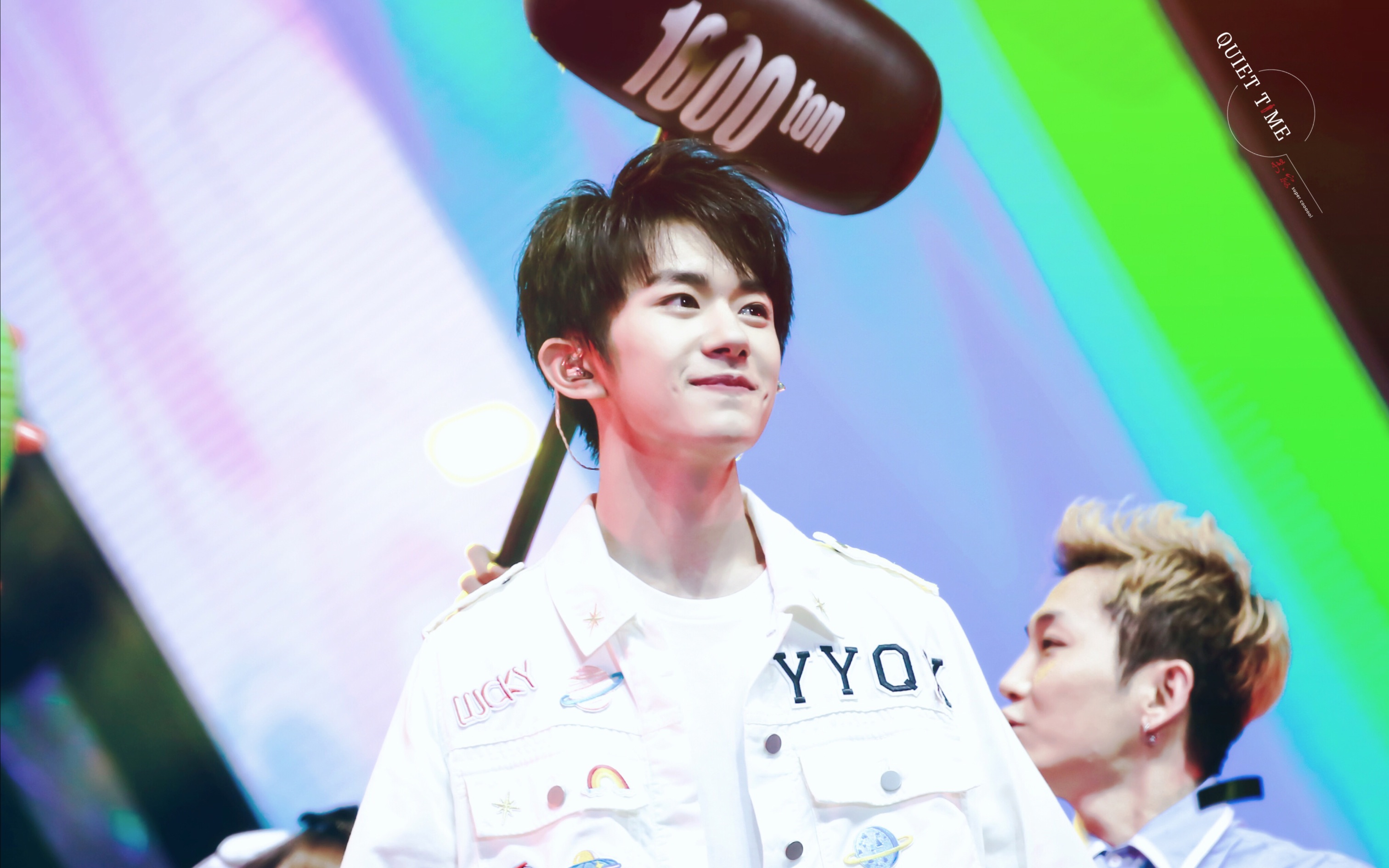 易烊千玺世界上最甜的烊烊幼儿园校车发车啦