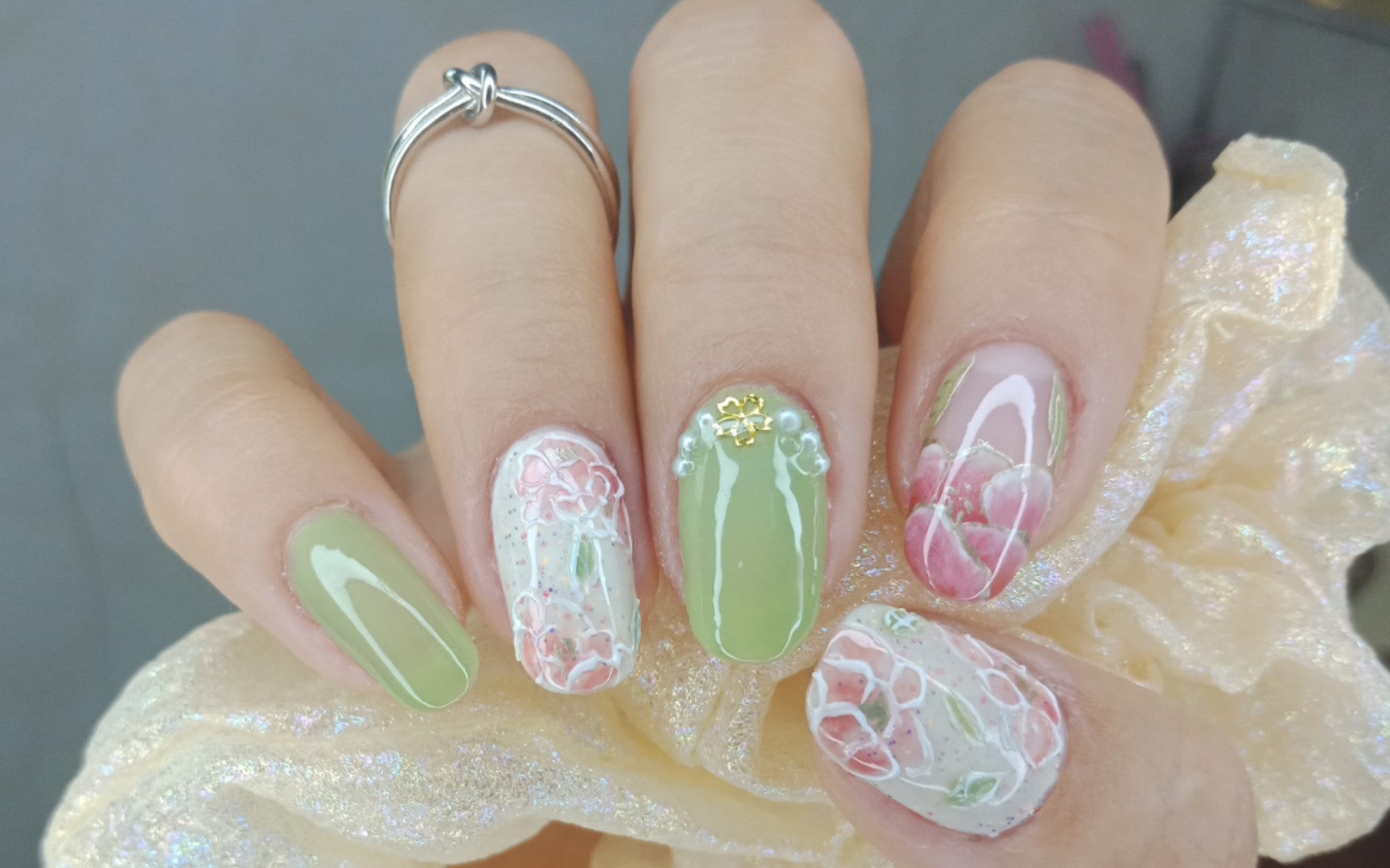 人间富贵花 - 自制彩色砂糖胶 简易晕染立体描边 镂空法式牡丹花美甲