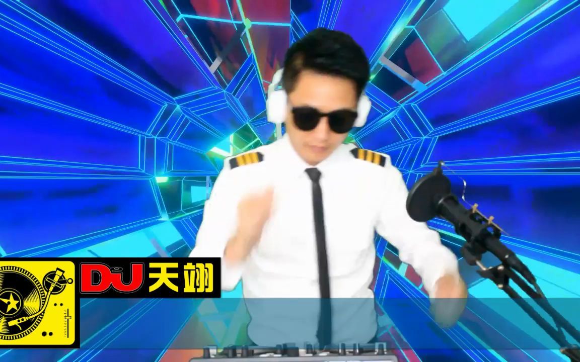 [图]最新DJ网络爆单《伤感情歌精选集》，车载舞曲串烧大碟！