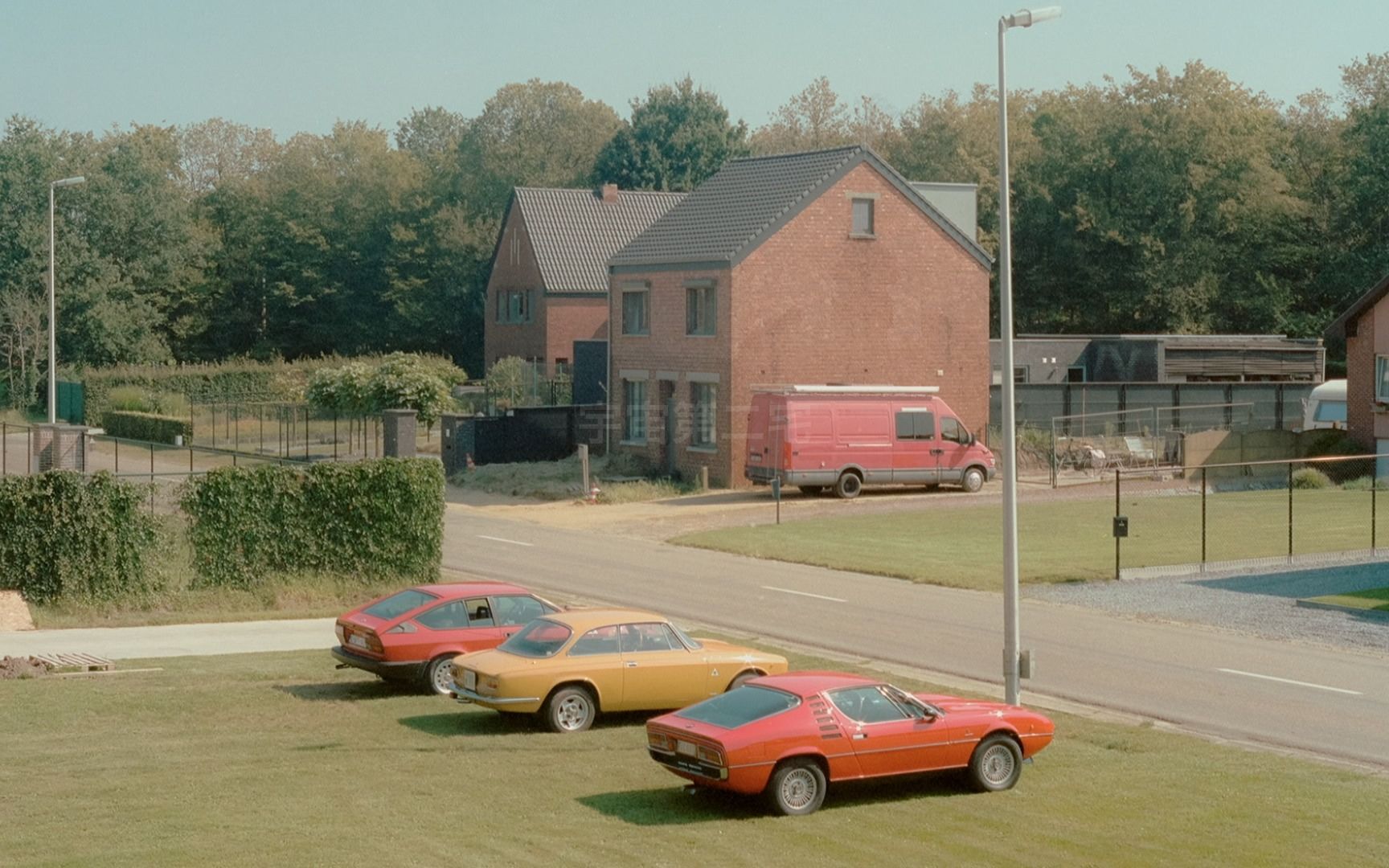 你在90年代某个欧洲小镇 百无聊赖的清晨 夏日电台 复古白噪音 lo-fi