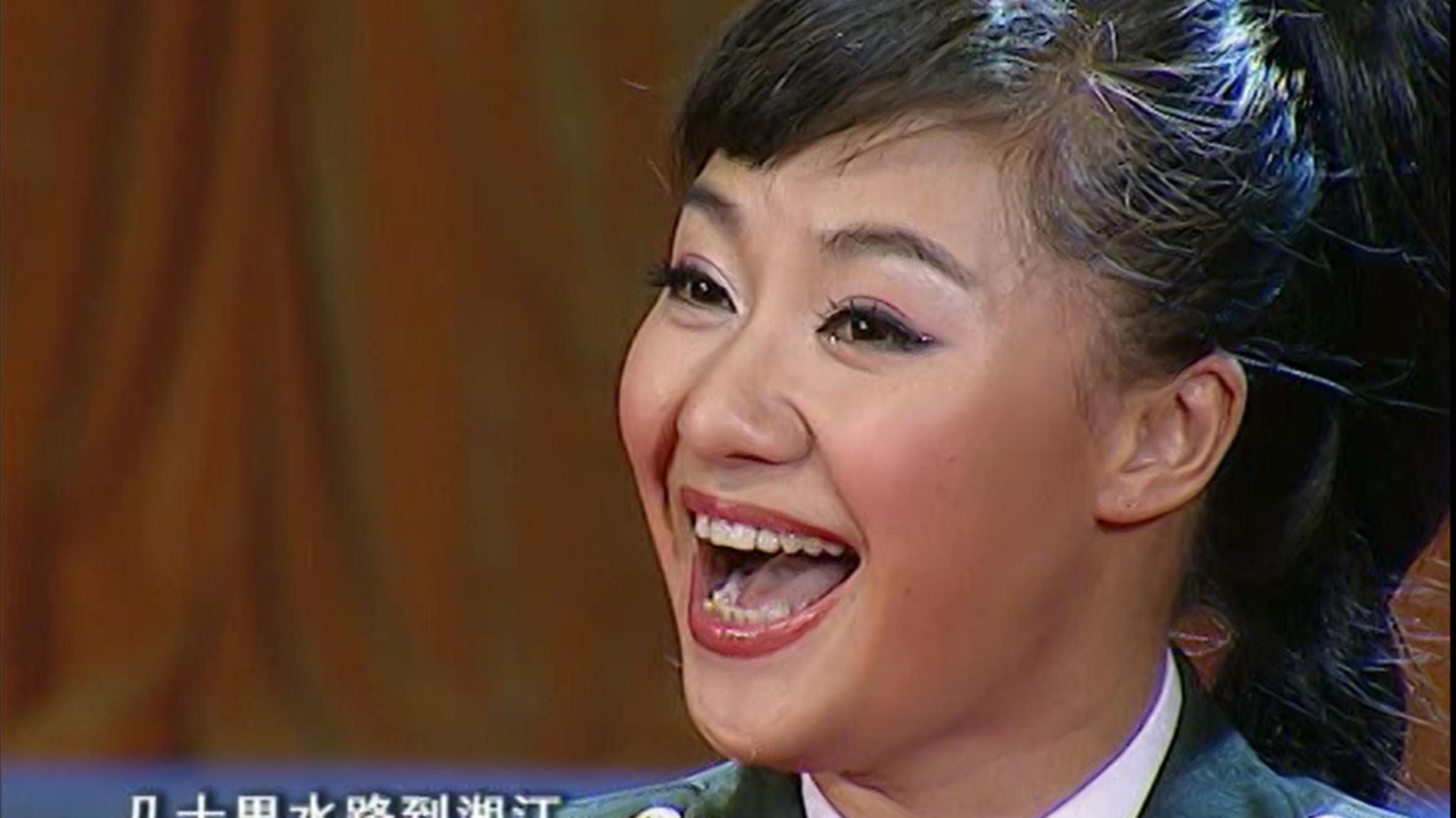 王丽达《浏阳河》("党的旗帜高高飘扬"系列主题演唱会)