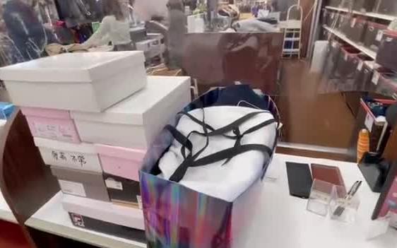 中古店为啥便宜,东西挑战能卖多少钱哔哩哔哩bilibili