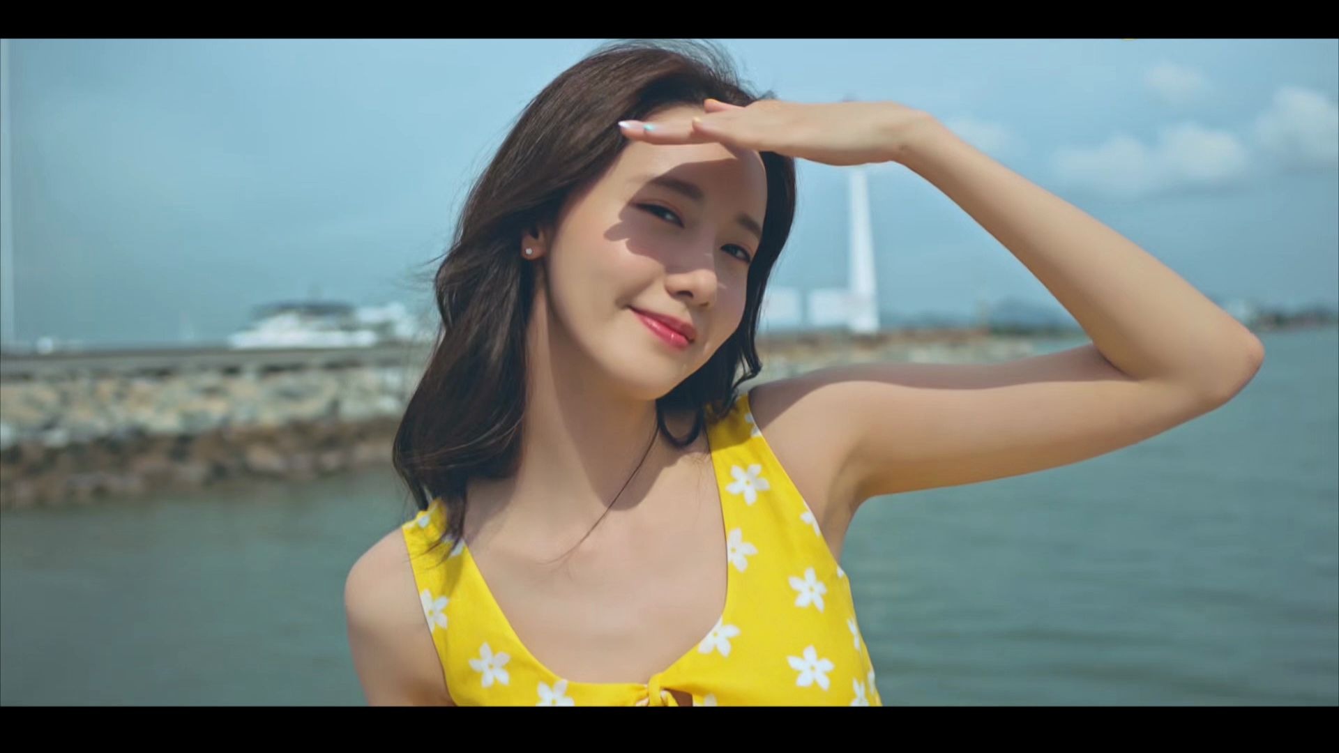 【林允儿】mv混剪【世界上的另一个我】_哔哩哔哩 (゜-゜)つロ 干杯