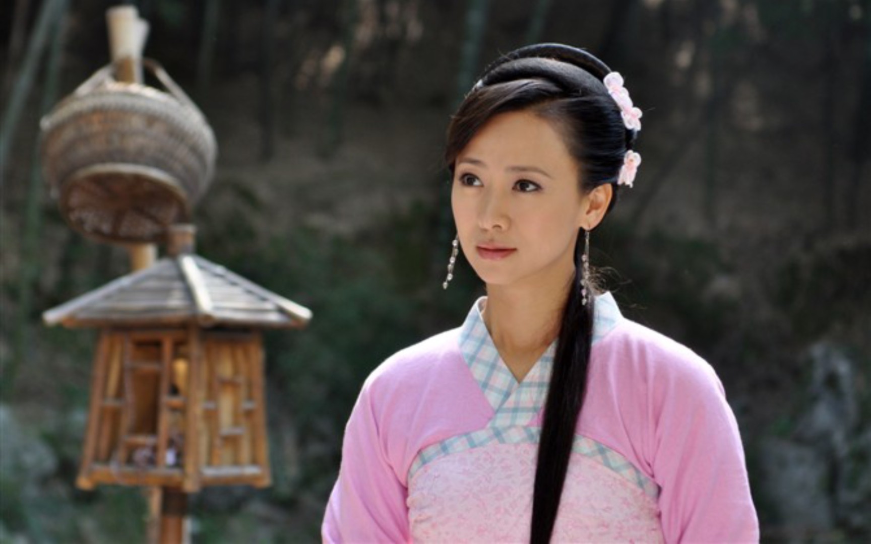 活佛济公 雪女 翁虹 发型