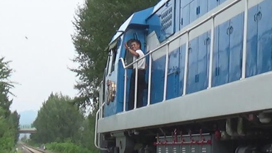 DF5 1516 中朝国际列车中方8273次（满浦-集安）接近梅集线248公里道口