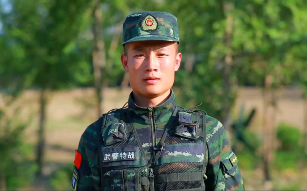 新兵军事训练科目教学侧姿匍匐徒手条令条例