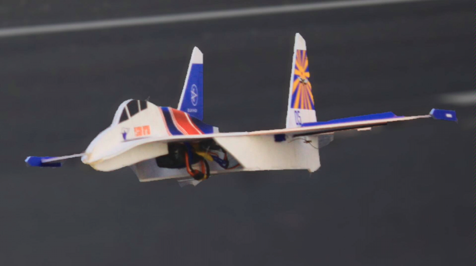 苏27航模飞机_哔哩哔哩_bilibili